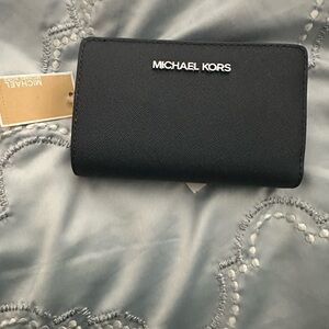 Michael Kors Navy Wallet NWT